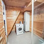 Дом отдыха Cozy Arctic Retreat At The Arctic Circle *